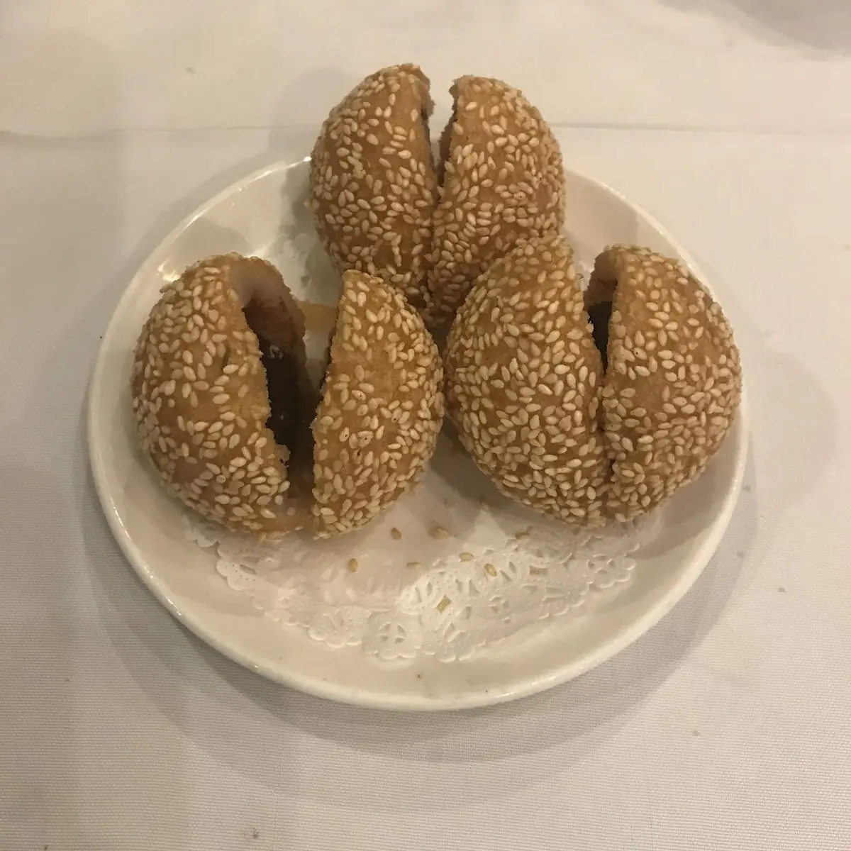 Sesame Ball with Red Bean 芝麻球
